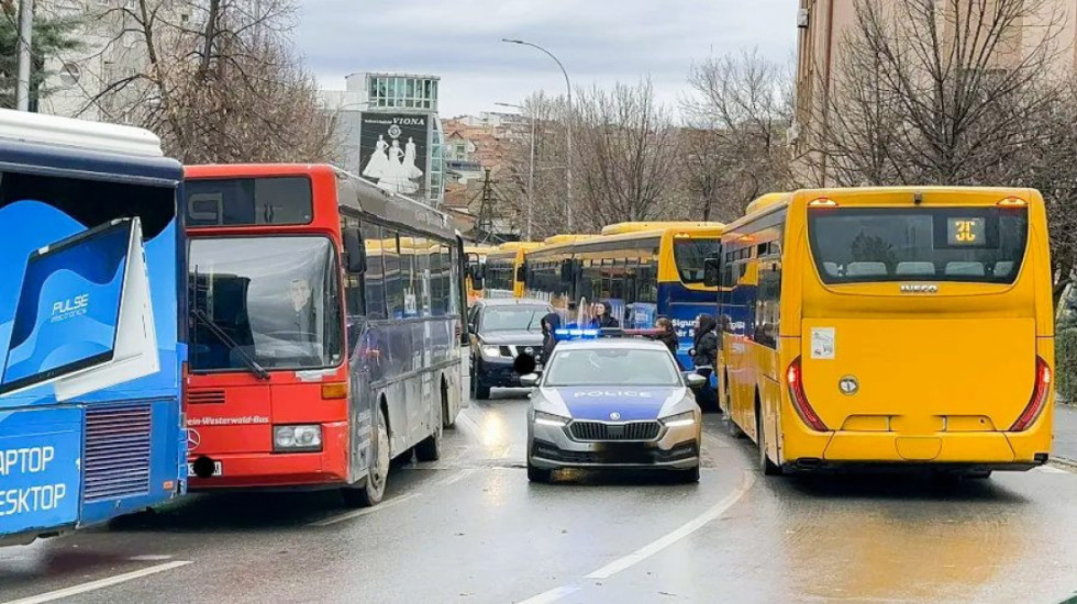 Pas 9 ditësh grevë, nga e mërkura rikthehet transporti publik në Prishtinë