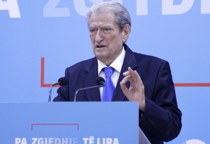 Arrestimi i Mogherinit, Berisha: Nesër do ishte në Tiranë për të bërë deklarata pro Ramës