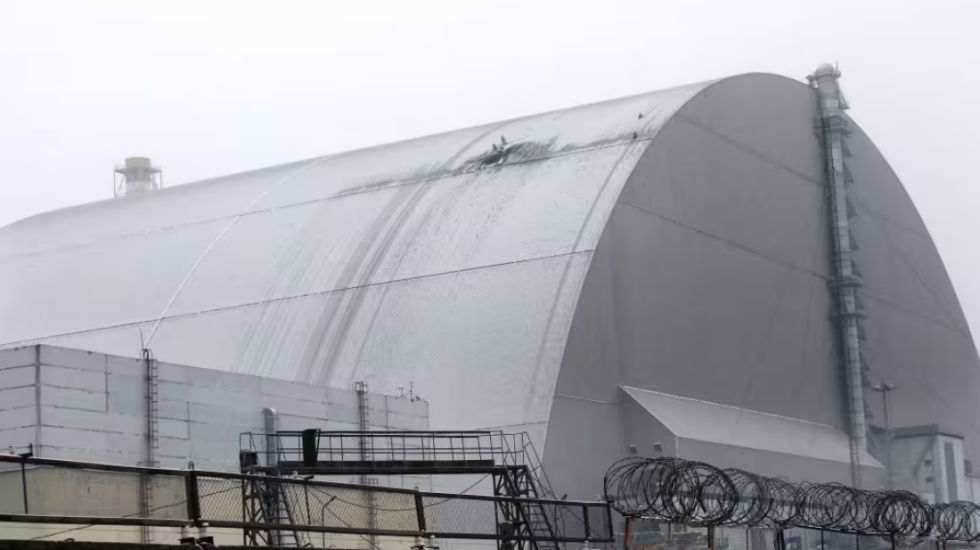 Alarm në Çernobili, mbulesa e re nuk garanton më sigurinë e centralit bërthamor