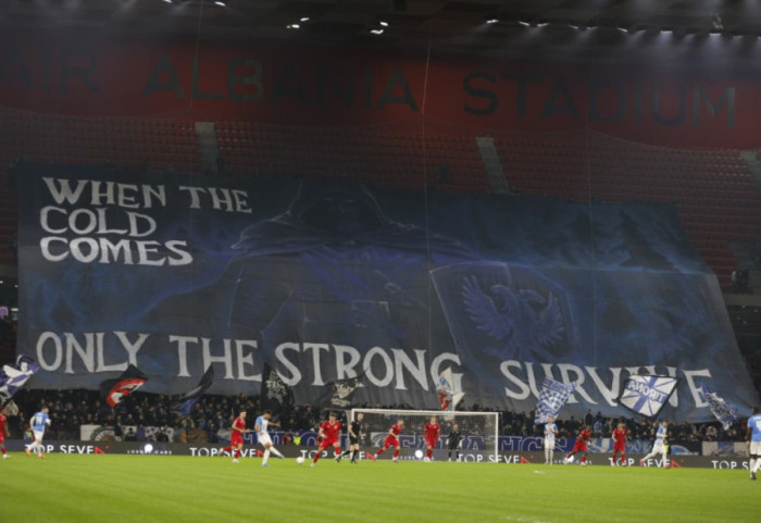 Derbi i flaktë në ‘Air Albania’, Fanatics dhe Guerrlis dhurojnë spektakël në tribuna