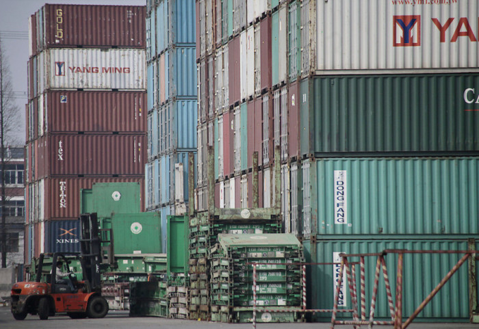 Teprica tregtare e Kinës kalon 1 trilion dollarë për herë të parë në 2025