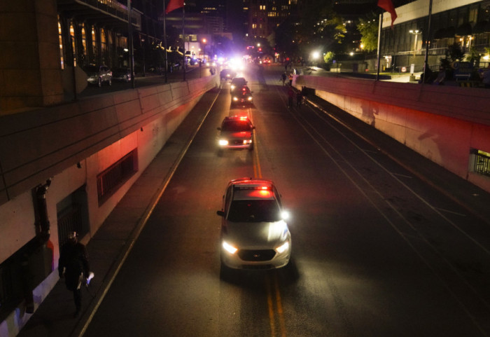 Të shtëna në universitetin e Kentuckyt, raportohet një i vdekur