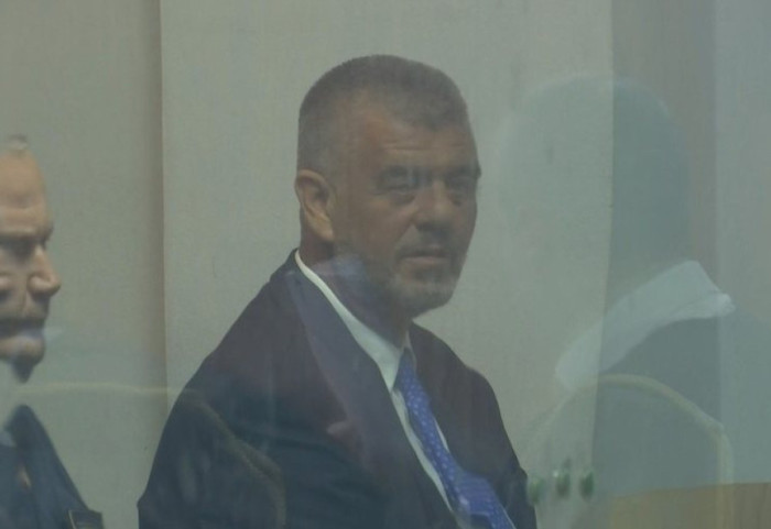 Lirohet nga burgu ish-ministri i Mjedisit, Lefter Koka