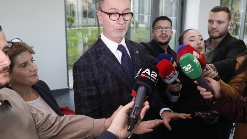 “BE kërkon të vijojë puna e bërë vitet e fundit”, Gonzato përgëzon Klodian Brahon pas zgjedhjes në krye të SPAK