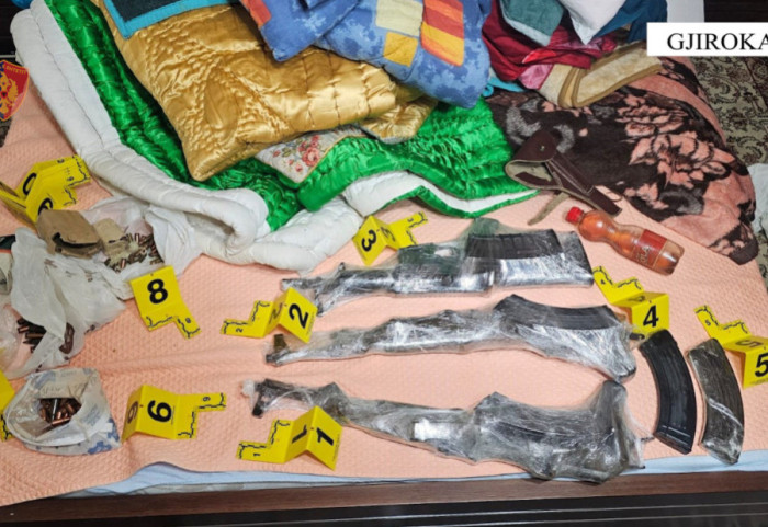 4 të dyshuar si vrasës me pagesë, policia në Gjirokastër sekuestron armë dhe municione