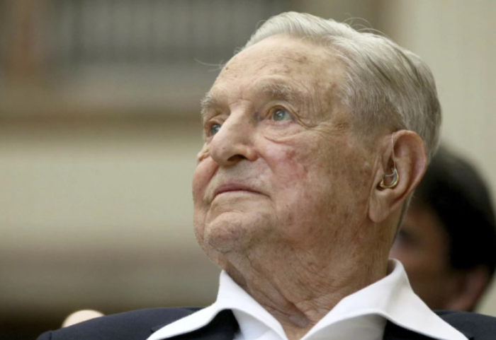 Soros në shënjestër të Trump-it, presidenti i SHBA-së i vendosur të përballet me ndikimin e organizatave të miliarderit