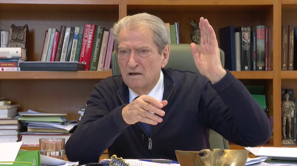 Debatet në Kryesi, Berisha: Ka demokratë që e hanë turpin me bukë, ka që flirtojnë me qeverinë