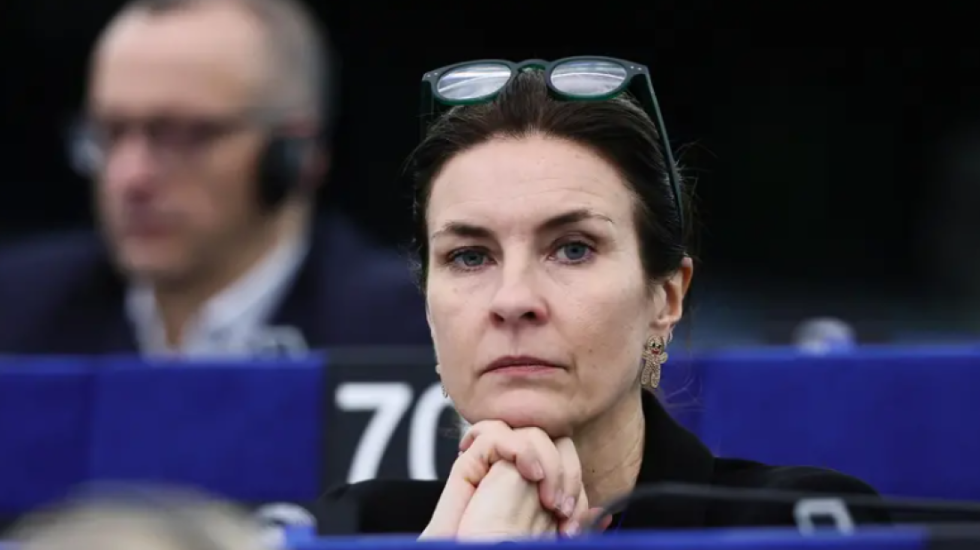 Skandali i “Katargate”, Parlamenti Europian i heq imunitetin eurodeputetes italiane