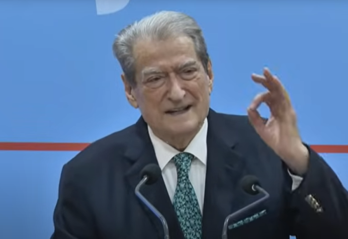 “Rama po përpiqet të bëjë grusht shteti!” Berisha: Seancën për Ballukun duan ta shtyjnë për vitin tjetër