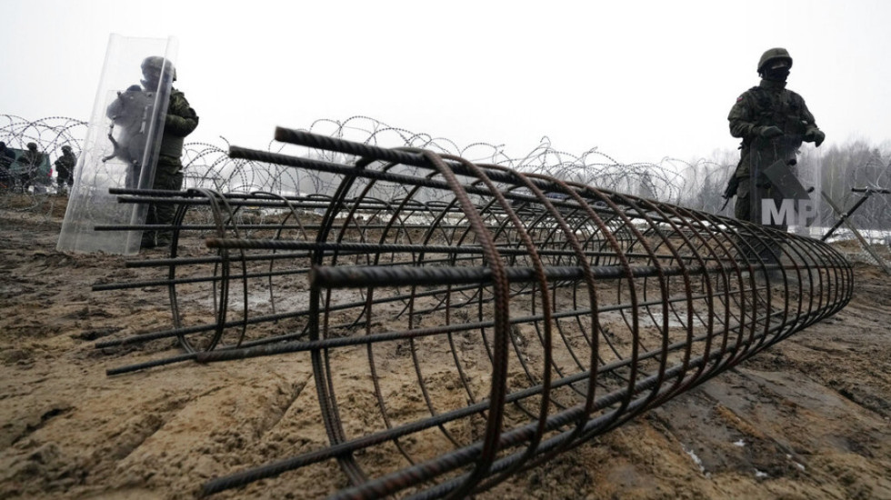 Për herë të parë nga Lufta e Ftohtë, Polonia nis prodhimin e minave kundër personit