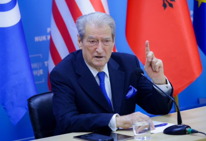 Berisha konfirmon skenarët për protestën e 22 dhjetorit