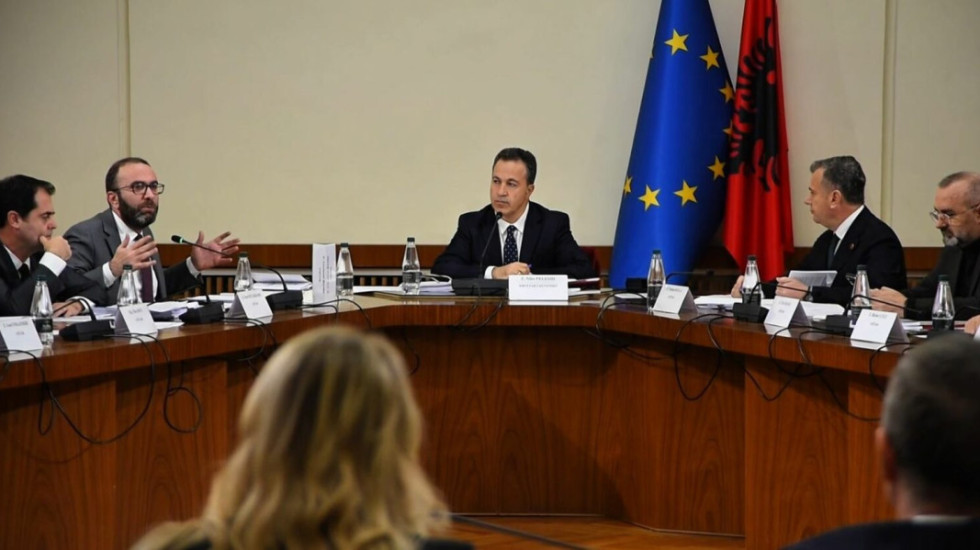 “Mandatet” pa datë për imunitetin e Ballukut, zbardhet debati Bardhi-Peleshi: S’ju ka hapur telefonin Rama!