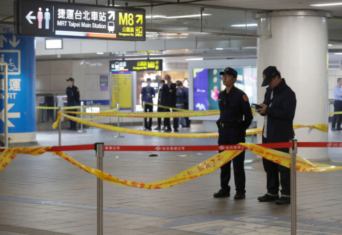 Sulm me thikë në një metro në Tajvan, 3 viktima e 9 të plagosur