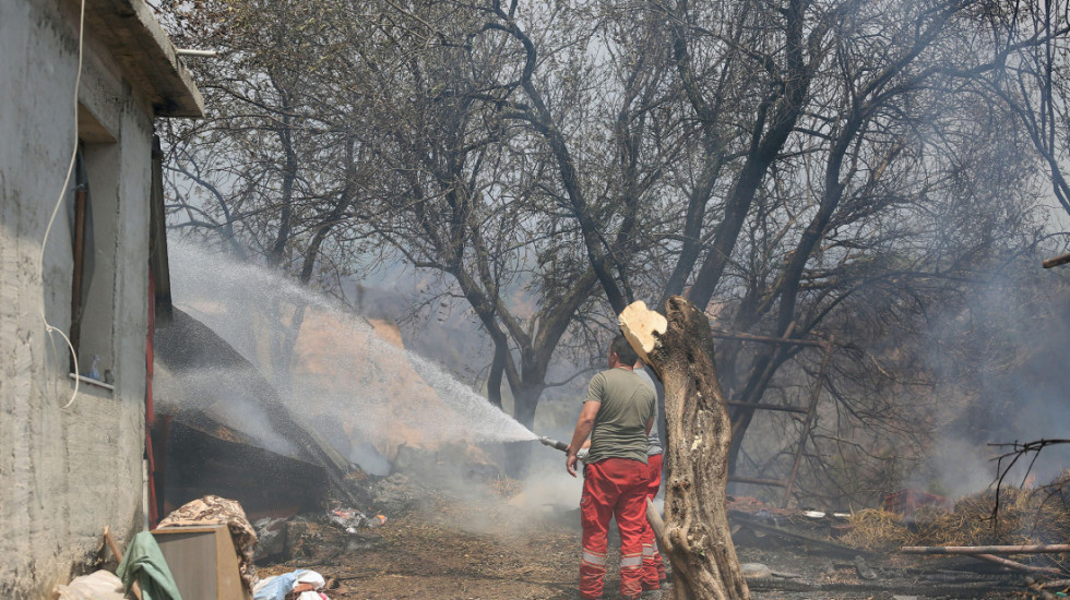 Shkrumbohet banesa në Lushnje, dyshohet për zjarrvënie të qëllimshme