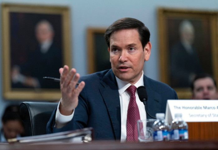 Rregullat e reja për rrjetet sociale, SHBA nuk i jep vizë ish-komisionerit të BE