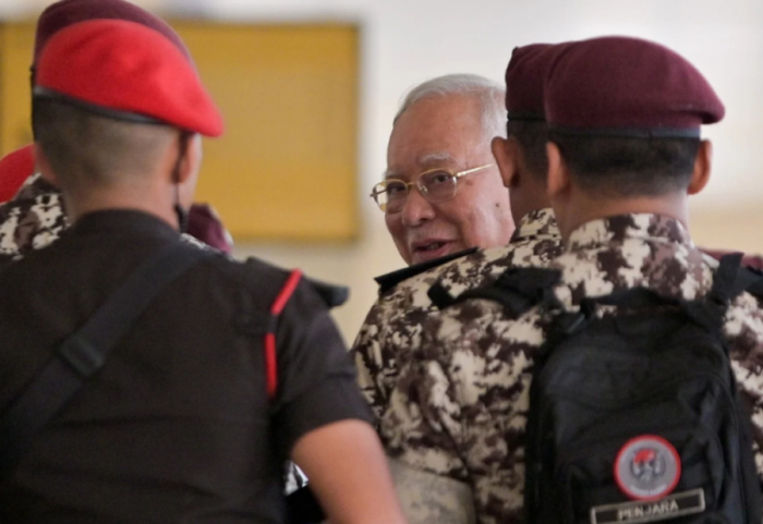 Korrupsioni në Malajzi, 15 vite burg për ish-kryeministrin Najib Razak