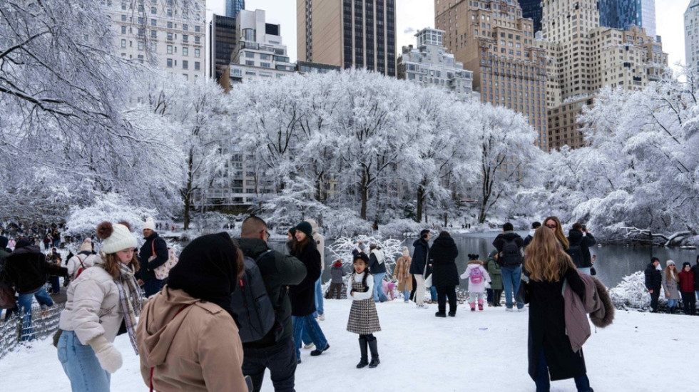 Stuhia e borës në Nju Jork, shpallet gjendja e emergjencës