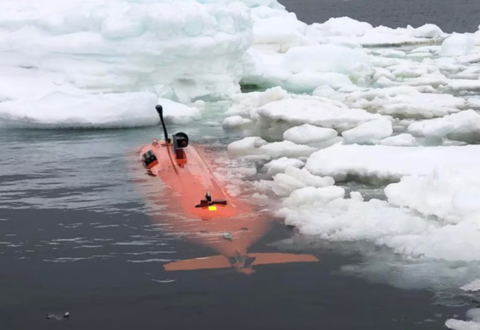 Nëndetësja bën zbulimin e rrallë nën akullin e Antarktidës, por zhduket në mënyrë misterioze