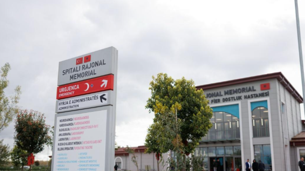 Sherr për parkimin, plagoset roja në spitalin Memorial