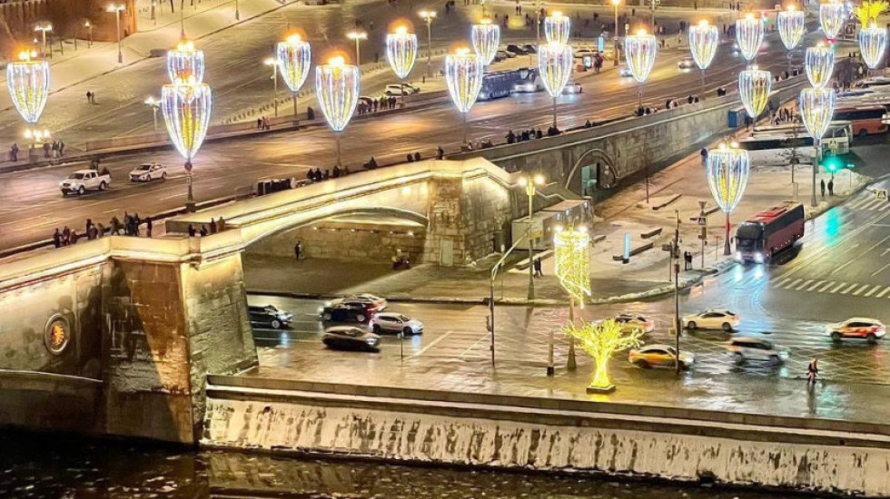 “Blackout” në Moskë,  sulmi me dronë lë 600 mijë njerëz pa energji