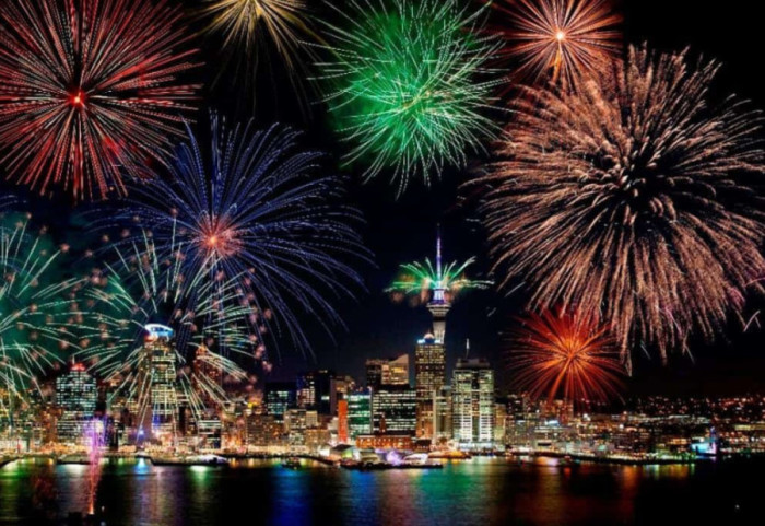 Feston edhe Zelanda e Re, Australia dhuron spektakël përpara kohe