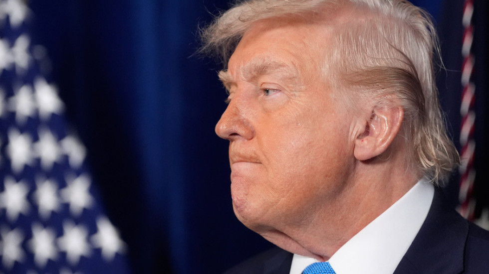 Pretendimi i Trump: Planin për paqe  po e bllokon Zelenski, jo Putin