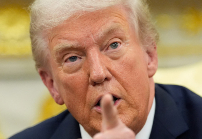 Trump kërcënon Kanadanë me tarifa 100% për shkak të afrimit tregtar me Kinën