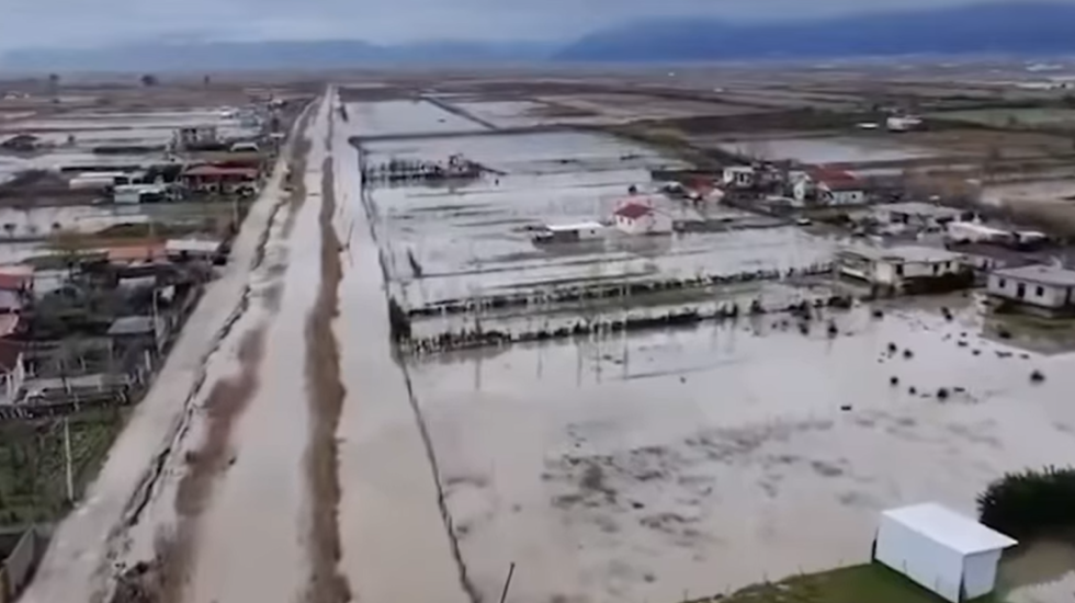 Përmbytje në Lezhë e Kurbin, deputeti demokrat: Korrupsioni dhe keqmenaxhimi i zhyti banorët nën ujë