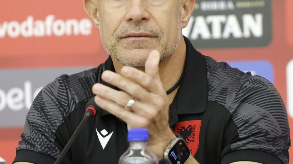 Entuziast për rinovimin, Sylvinho: Përpara me përkushtim