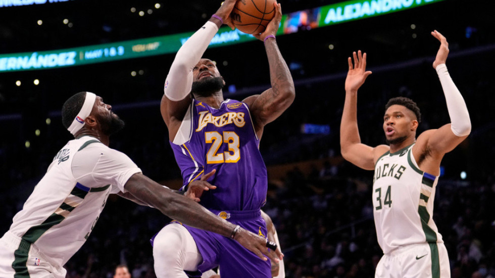 Nba: Antetokounmpo mposht LeBron, Oklahoma fiton me përmbysje