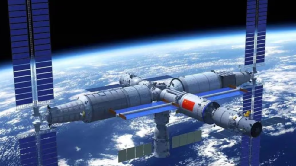 Aksident në hapësirë! 3 astronautë kinezë nuk po kthehen dot në Tokë