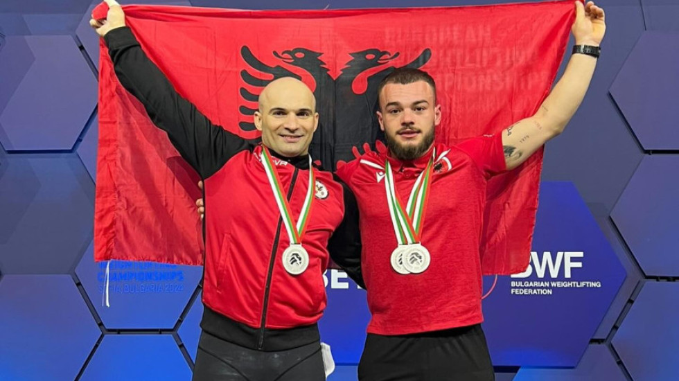 Skandal me shpërblimet, Këshilli i Ministrave “sakaton” peshëngritjen