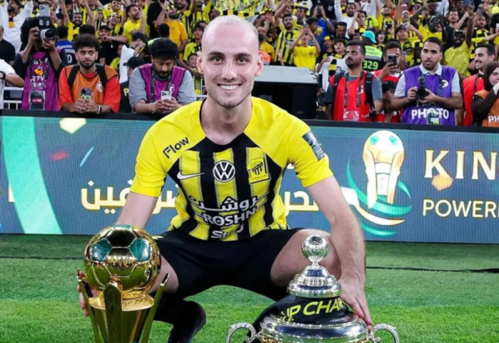 Atletico Madrid “luftë” me klubet angleze për Mario Mitaj