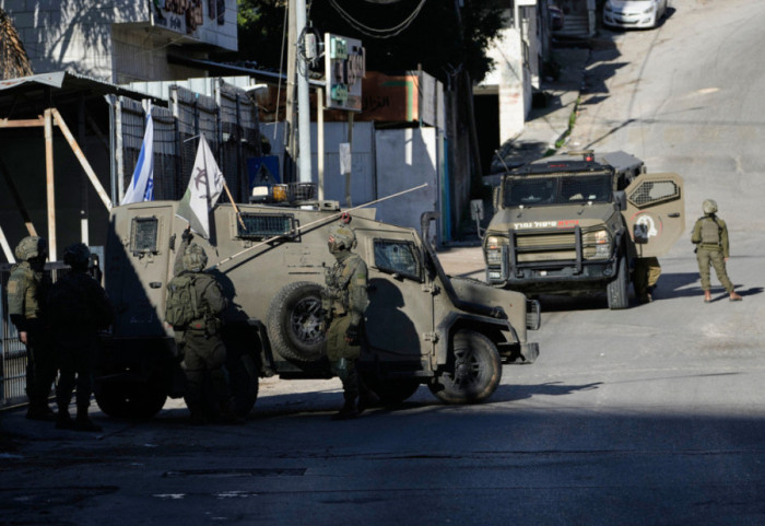 Palestinezë e izraelitë bëhen bashkë për të vjedhur një argjendari