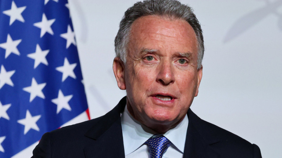 Takim sekret me princin e Kurorës? Witkoff dhe Pahlavi flasin për Iranin