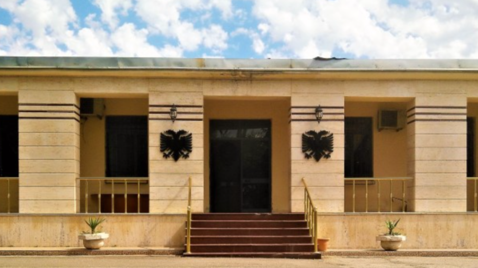 Shkeljet e ligjit në arratisjen e Altin Ndocit, reagon Drejtoria e Burgjeve: Pezullohet i gjithë zinxhiri komandues