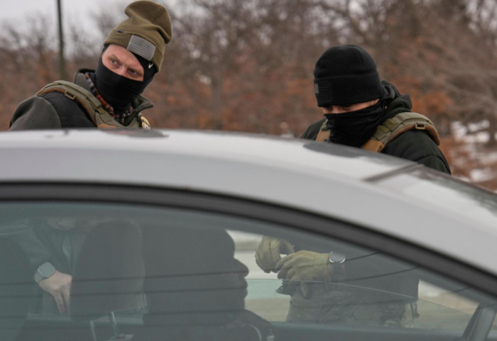 Agjentët e ICE në tjetër incident, oficeri plagos një burrë në Mineapolis