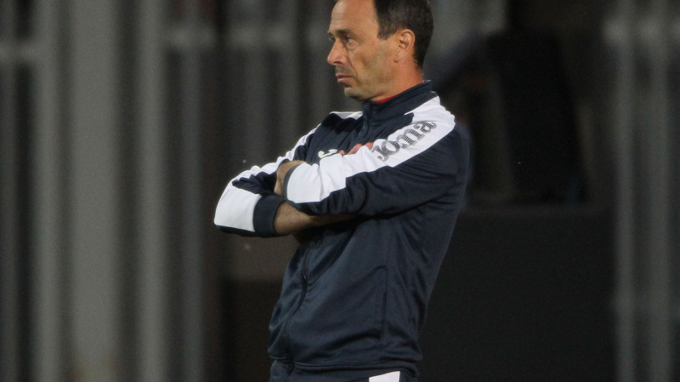 Trajneri italian që drejtoi Kukësin nxin futbollin shqiptar: Kampionati më i korruptuar në botë!