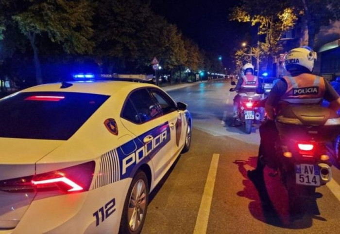 Grabitet me çekiç institucioni kredidhënës në Shkodër