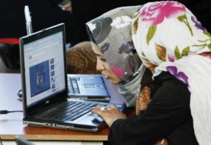 Irani rikthehen internetin: Dobësuam lidhjet e qelizave terroriste