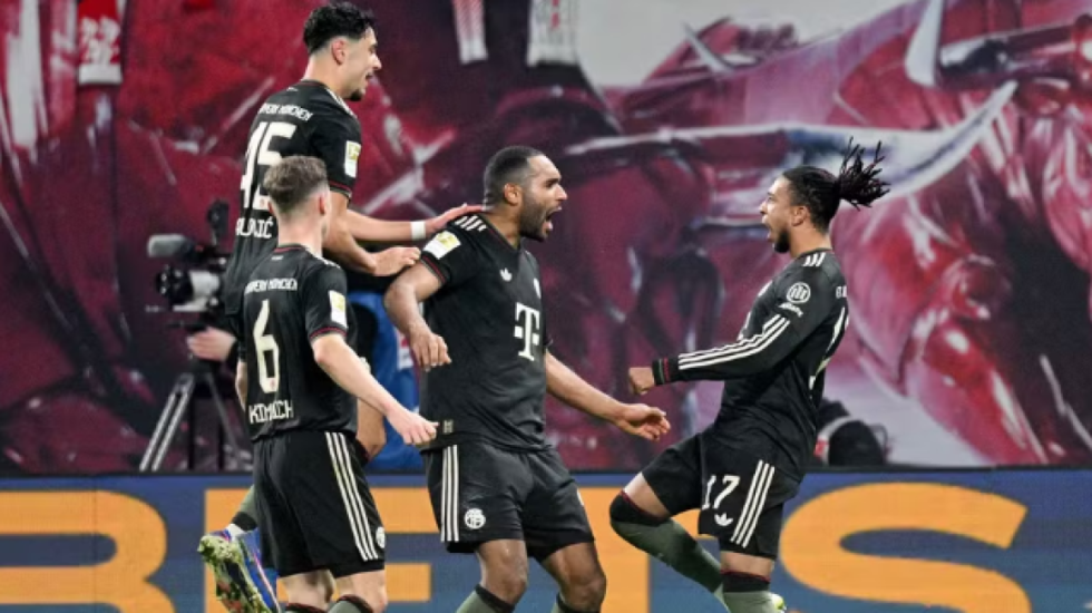 Bayern përmbys Leipzig dhe vijon kryesimin në distancë