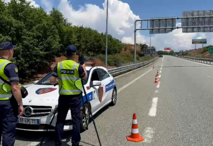 "Me 236 km/h në rrugë ku shpejtësia e lejuar është  90 km/h", apel nga policia