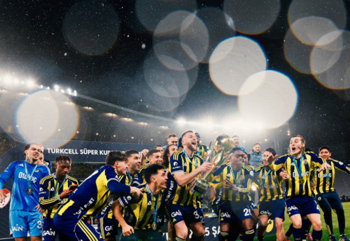 Risi nga Fenerbahçe, futbollistët dhurojnë 1% të pagës për bamirësi