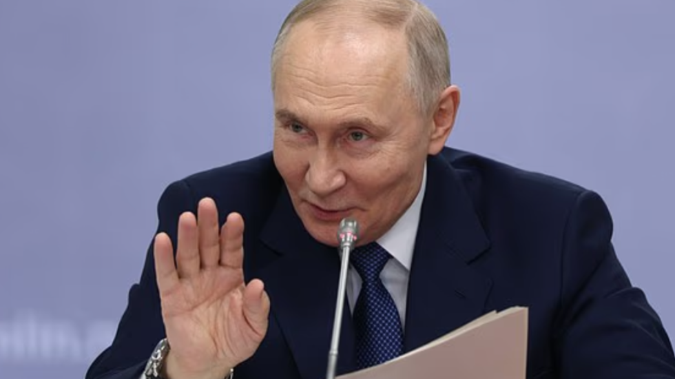 “Ai u ftua. Ai e pranoi!” Putin do të bëhet pjesë e Bordit të Paqes, e konfirmon Trump