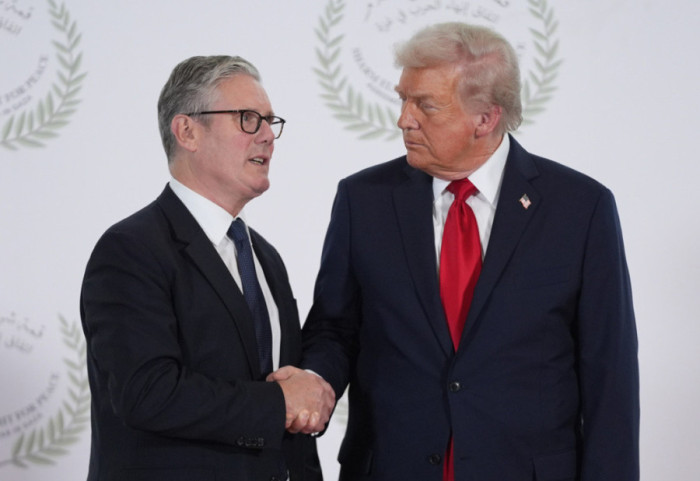 Starmer, telefonatë me Trump, e quan të gabuar planin e tarifave për Groenlandën