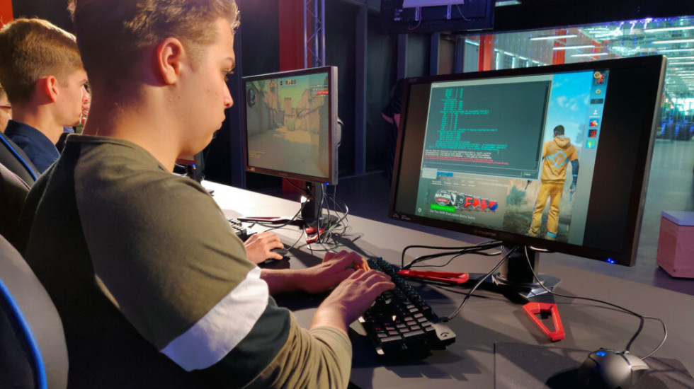 Videolojërat, zbulohet pas sa orësh bëhen të dëmshme për shëndetin e të rinjve