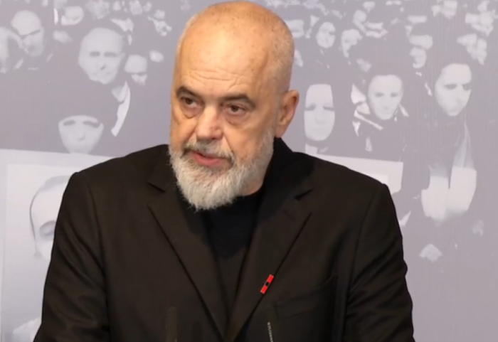 “Me plumb ballit opozitës”, Rama kujton 21 janarin: Një mendje kriminale donte të tregonte që të vriste