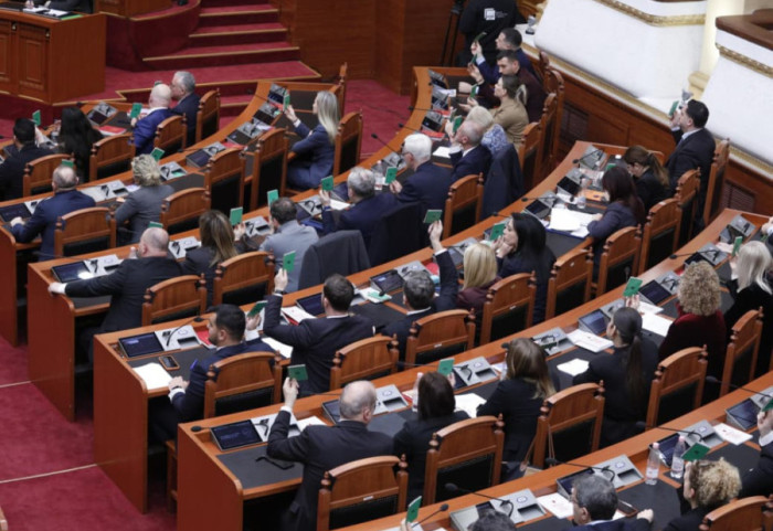 Kuvendi zgjedh 4 anëtarët e rinj të Këshillit Mbikëqyrës të BSH-së, miratohet ligji i ri për Shërbimin e Jashtëm