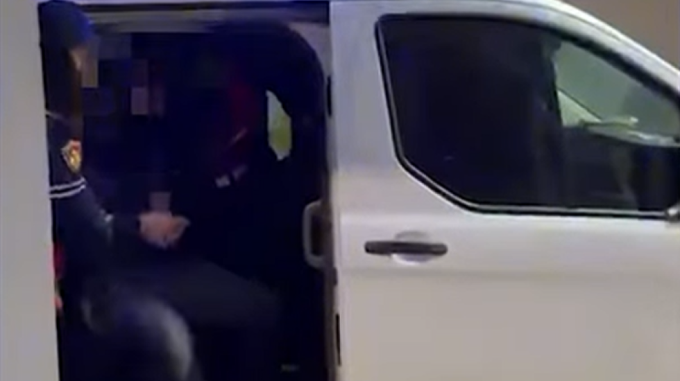 Grabitje me armë në Spanjë, kapet në Shëngjin ‘skifteri’ nga Lezha