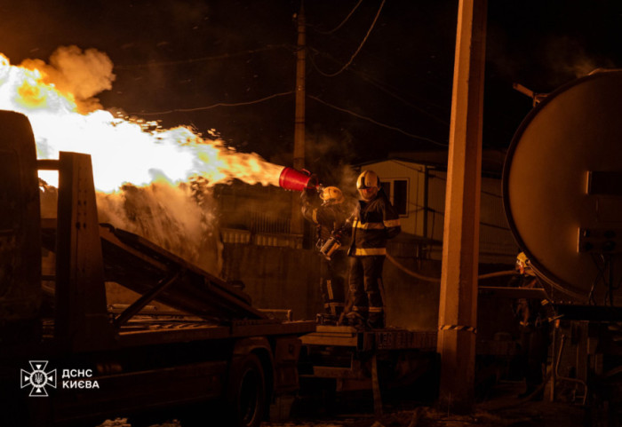 Natë sulmesh në Ukrainë, një viktimë dhe 23 të plagosur mes Kievit dhe Kharkivit
